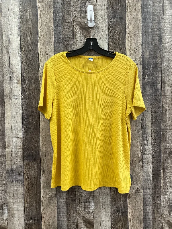 Yellow Top Short Sleeve Old Navy, Size M Street