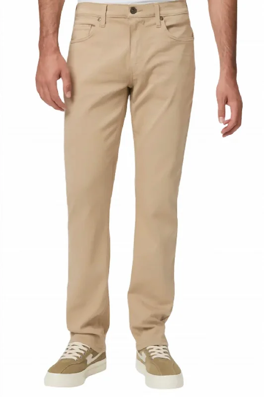 Federal Slim Straight Leg Jeans In Wheat Harvest Laid Laid